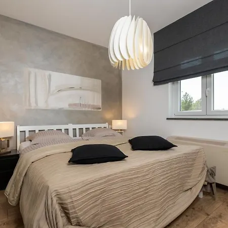 Apartament Vires